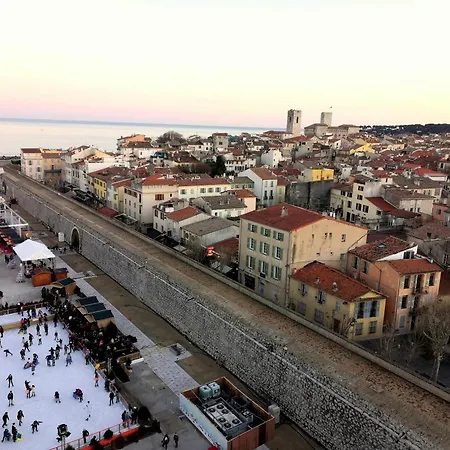Spacieux Vieil Climatise 5 Minutes Plages