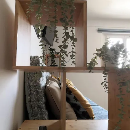 Spacieux Vieil Climatise 5 Minutes Plages Apartment