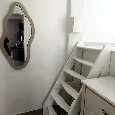 Apartment Spacieux Vieil Climatise 5 Minutes Plages