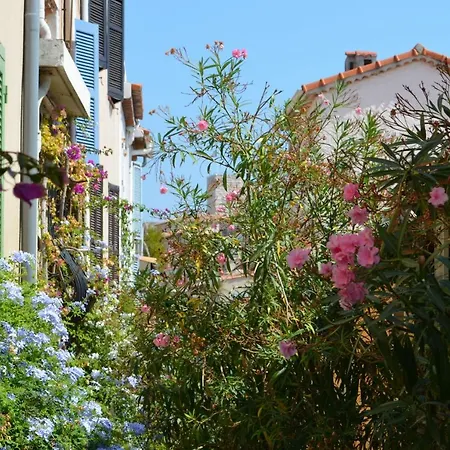 Appartement Spacieux Vieil Climatisé 5 Minutes Plages