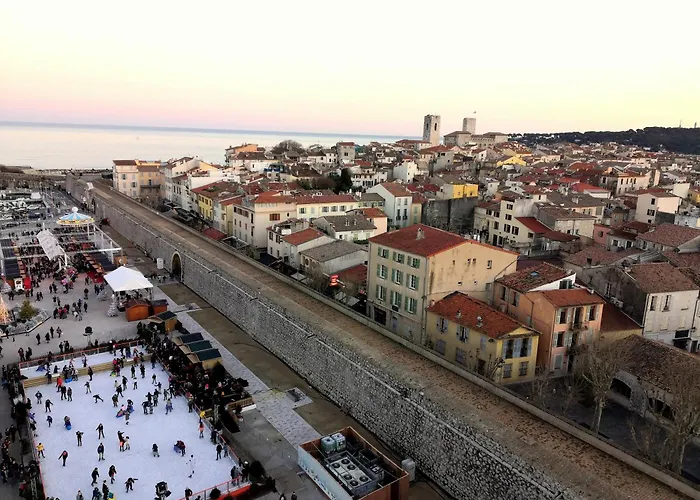 Spacieux Vieil Climatisé 5 Minutes Plages
