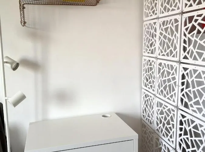 Spacieux Vieil Climatisé 5 Minutes Plages Appartement