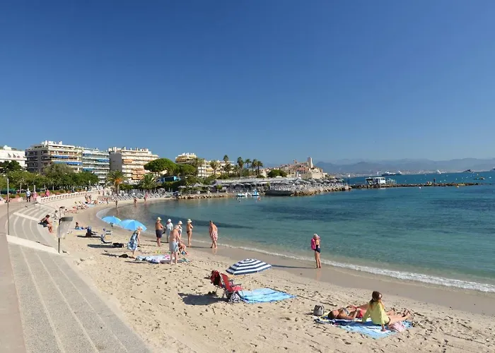 Spacieux Vieil Climatisé 5 Minutes Plages